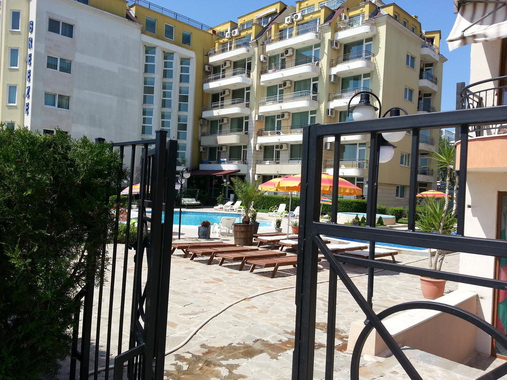 Menada Sea Regal Apartments Sluneční pobřeží Exteriér fotografie